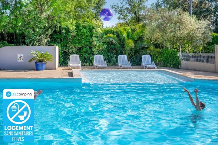 Location de vacances pour 4 personnes, avec bassin pour enfant à Castries