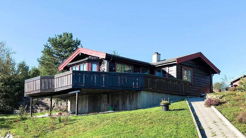 Ferienhaus für 4 Personen, mit Ausblick und Terrasse sowie Garten in Hordaland