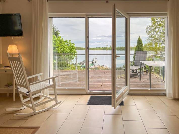 Ferienhaus für 4 Personen, mit Seeblick und Garten sowie Ausblick in Röbel-Müritz - 3