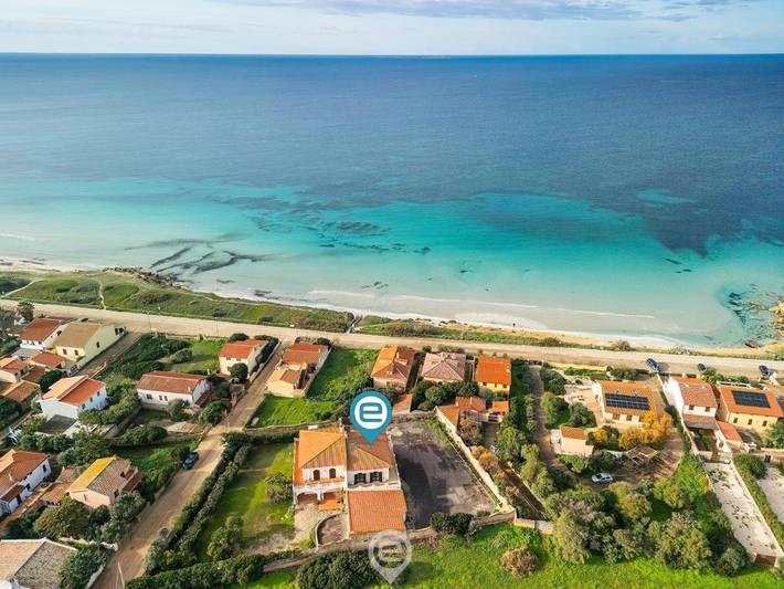 Ferienhaus für 9 Personen, mit Ausblick und Garten
