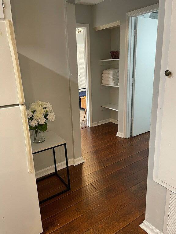 Ganze Wohnung, 2 Bed Condo across from Toomers Corner and Au Campus in Auburn (AL), Alabama