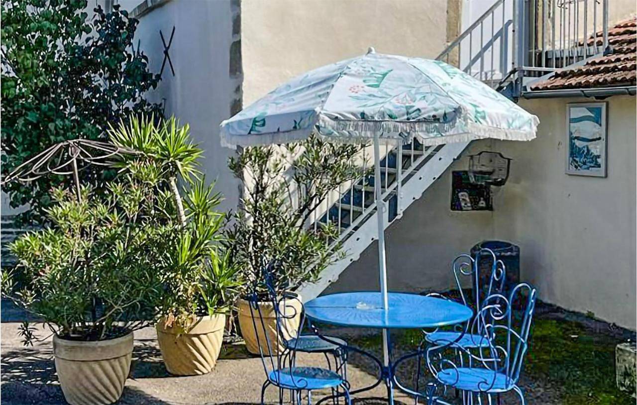 Appartement entier, Apartment in Corre, Haute-Saône