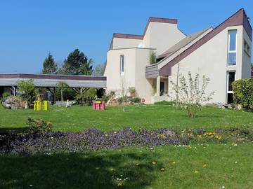 Cottage pour 2 personnes, avec jardin à Chalifert
