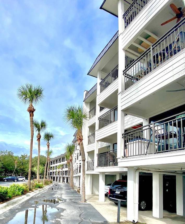 Apartamento para 2 personas, con jardín además de vistas y piscina en Hilton Head Island