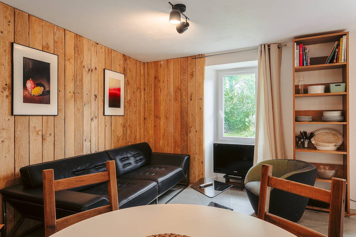Gabae Les Volets Verts - Maison de vacances avec barbecue privé in Puyravault, Région de Rochefort