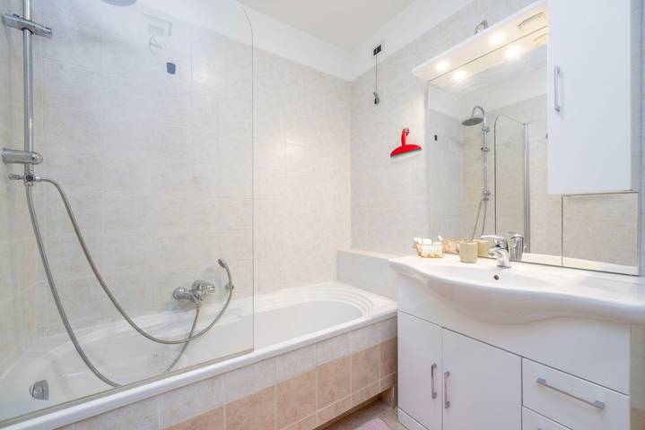 Ganze Wohnung, GuestHost - Cozy Stay Steps From the Center in Udine, Udine Provinz