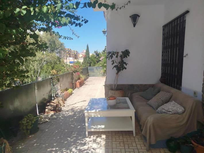 Gîte pour 2 personnes, avec vue ainsi que terrasse et jardin à Malaga - 3