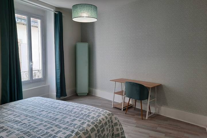 Gîte pour 6 personnes, avec Terrasse à Aubenas - 3
