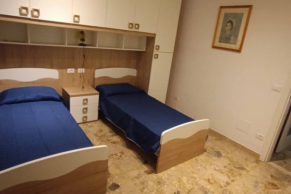 Ganze Wohnung, Renovated apartment by the sea in Senigallia, Senigallia (Gemeinde)