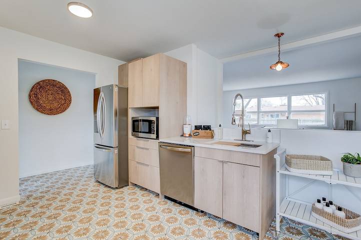 Vacation rental for 8 people, with yard and terrace, with pets in Wichita