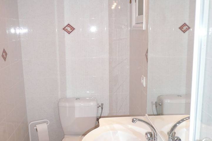 Gîte pour 2 personnes, avec terrasse et jardin à Saint-André-de-la-Roche - 3