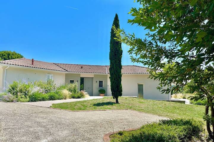 Maison de vacances pour 6 personnes à Yvrac