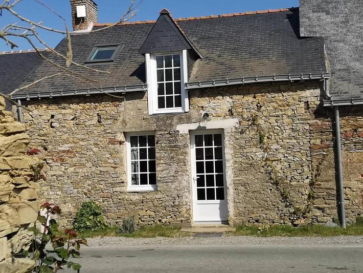 Location de vacances pour 4 personnes, avec jardin, animaux acceptés à Plessé