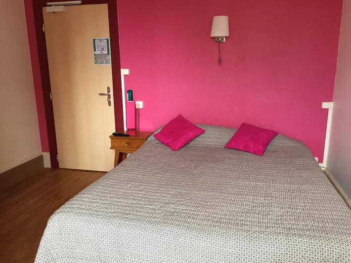 Hôtel pour 2 personnes, avec terrasse à Rully - 2