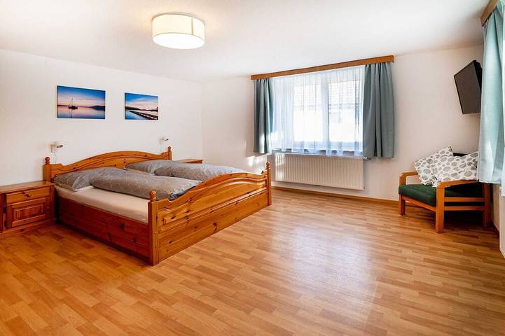 Ferienwohnung Nussbaum - Brandnerhof in Weyregg am Attersee, Bezirk Vöcklabruck