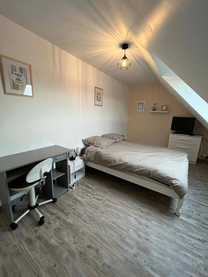 Gîte pour 4 personnes, avec vue ainsi que terrasse et jardin dans Glos - 4