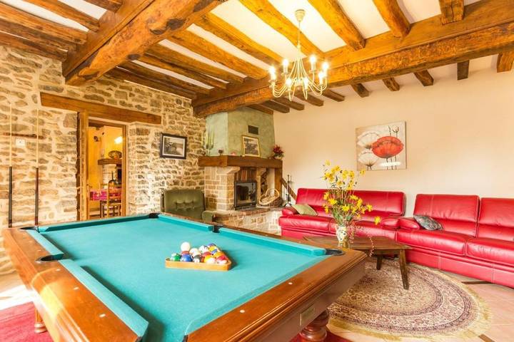 Location de vacances pour 14 personnes, avec terrasse et jardin, animaux acceptés dans vallée de l'Ouche - 4