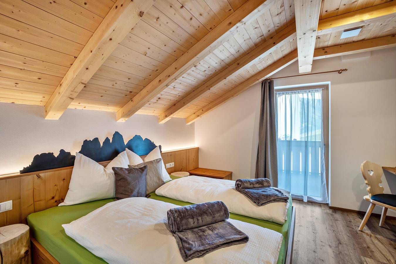 Ganze Wohnung, Ferienwohnung 'Krämerhof Apt Villnösser Geisler' mit Bergblick, Gemeinschaftsgarten und Wlan in Rodeneck, Dolomiti Superski