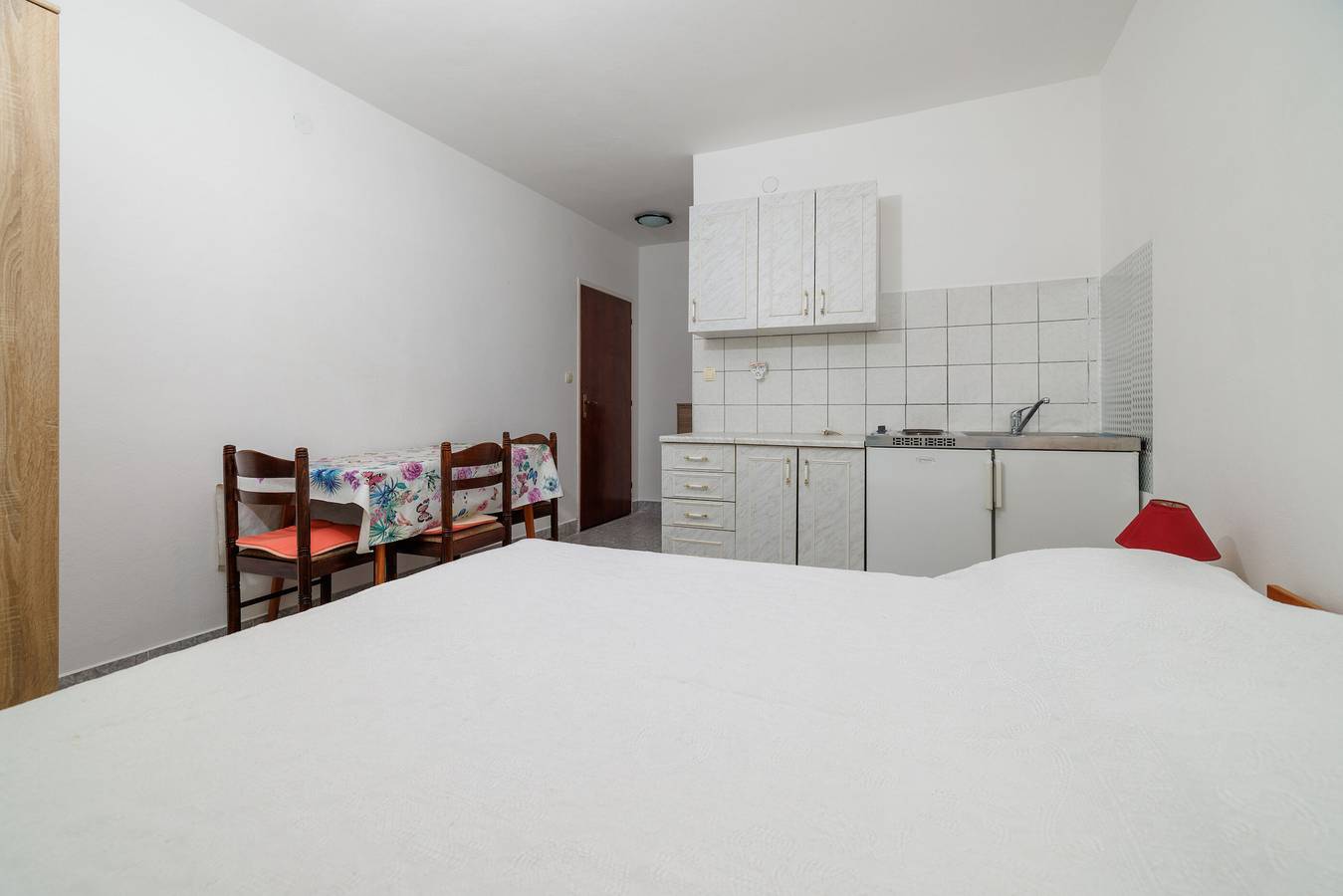 Ganzes Studio, Apartment Irmica in Lukovo Šugarje, Naturpark Velebit