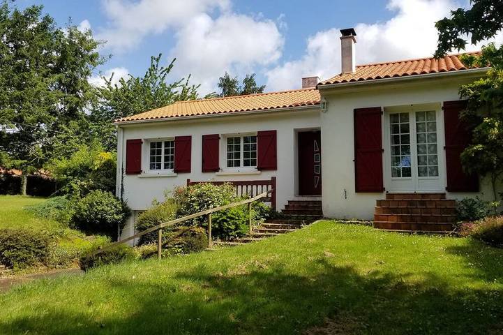 Maison de vacances pour 7 personnes, avec jardin et terrasse à Saint-Julien-des-Landes