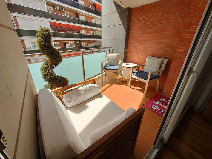 Apartamento para 6 personas, con Balcón además de Terraza y Vistas en Lleida