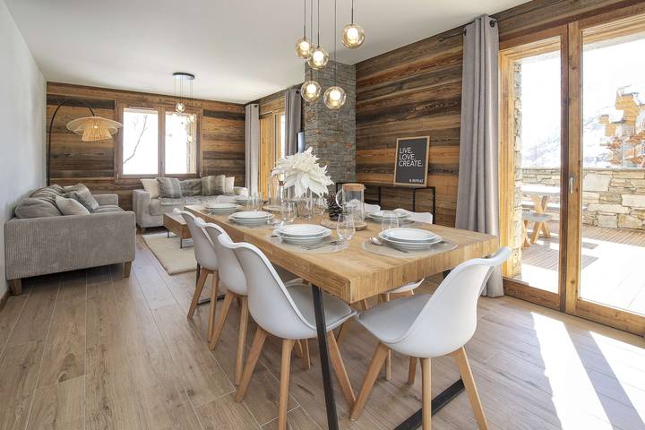 Appartement de vacances entier, Marmotte 5 - Appartement avec bain Nordique en face du télésiège in Bonneval-sur-Arc, Région de Saint-Jean-de-Maurienne