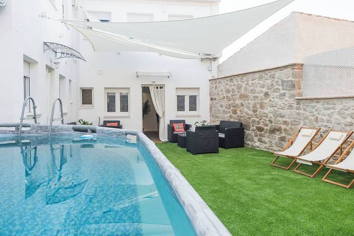 Maison de vacances pour 12 personnes, avec jardin ainsi que piscine et terrasse - 1