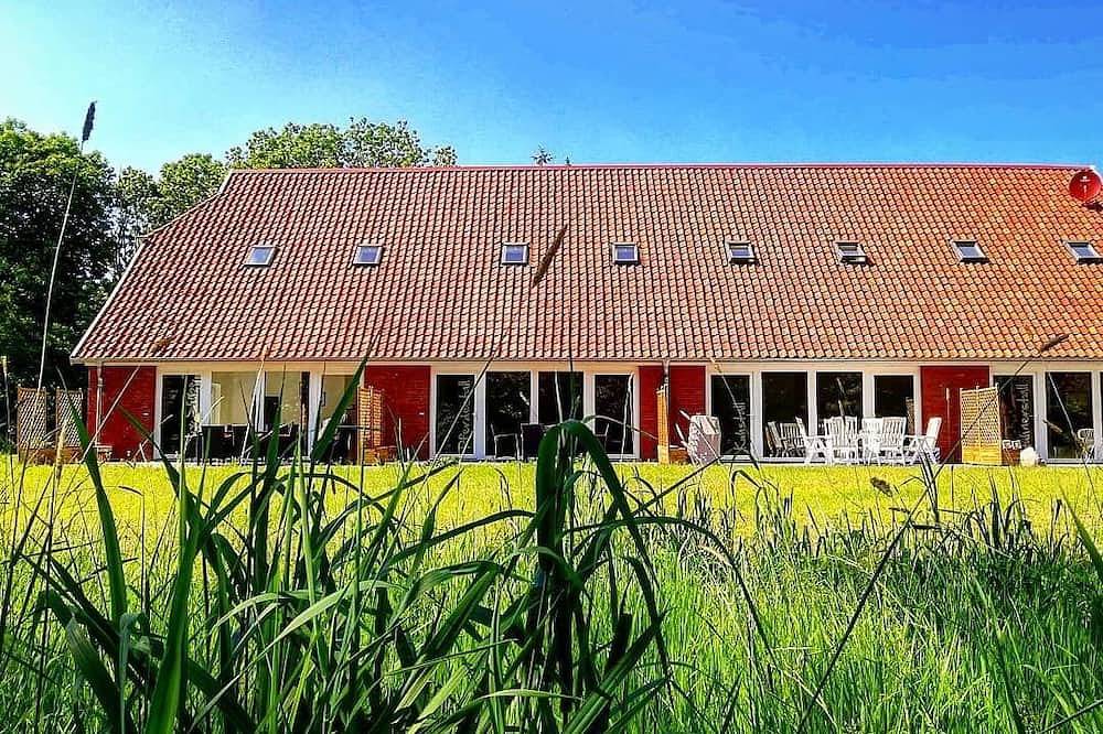 Wunderschöne Ferienwohnung \"Hühnerstall\" auf dem Land in Unterweser, Brake