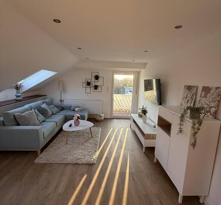 Ferienwohnung für 6 Personen, mit Seeblick und Ausblick sowie Balkon, mit Haustier in Sundern