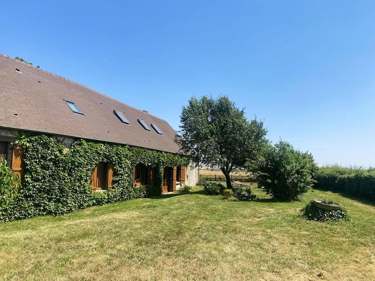 Maison de 6 chambres avec jardin clos et wifi a Richarville in Richarville, Essonne