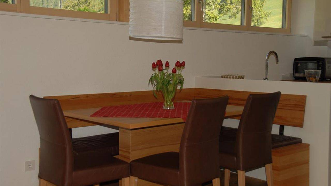 Geheel vakantieappartement, Vakantieappartement voor 6 personen met tuin in Schröcken, Bregenzerwoud