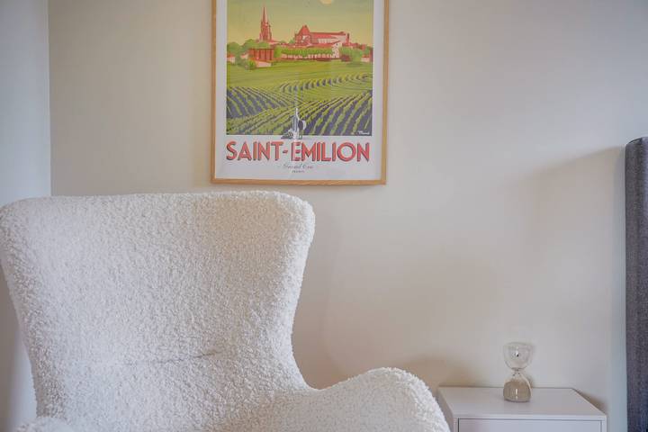 Location de vacances pour 6 personnes, avec piscine et jardin à Camblanes-et-Meynac - 4