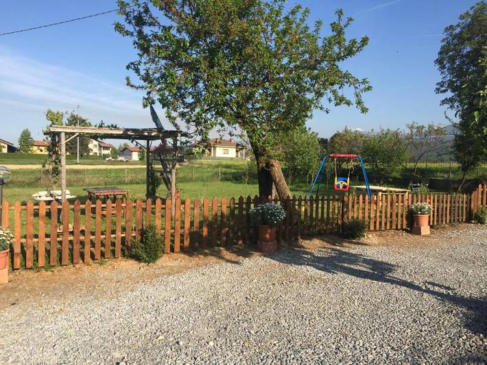 Location de vacances pour 2 personnes, avec vue ainsi que terrasse et jardin à Peveragno - 3