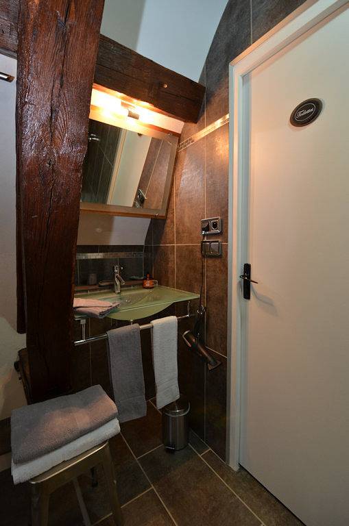 Guesthouse Les Conviv'hôtes - Chambre Loft in Chartres, Région de Chartres