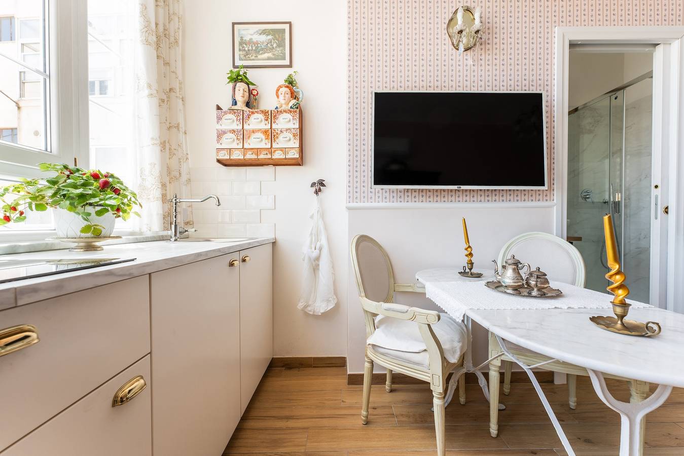 Estúdio inteiro, Apartamento 'Dependance '800 - Monolocale' com Wi-Fi e ar condicionado in Sant'Alenixedda, Cagliari