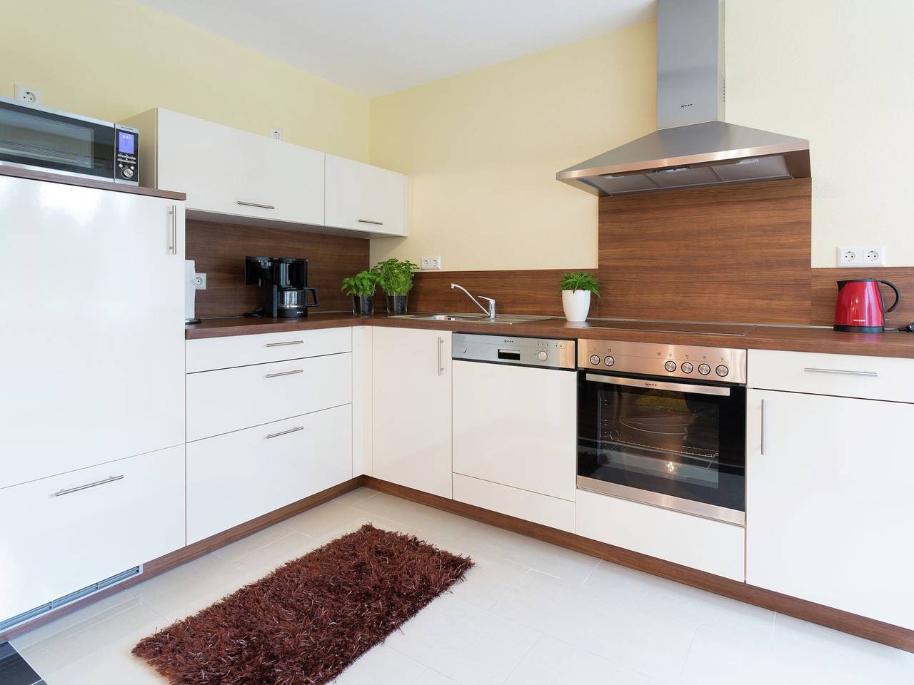 Ganze Wohnung, Ferienwohnung für 4 Personen mit Pool in Markdorf, Region Bodensee-Oberschwaben