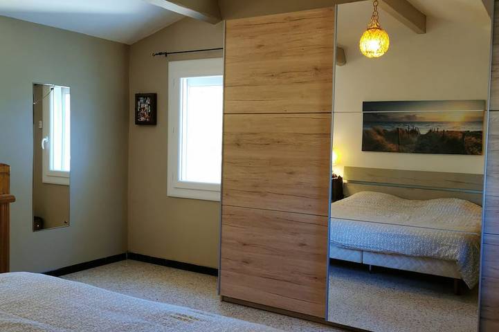 Location de vacances pour 6 personnes, avec jardin et terrasse à Congénies - 2