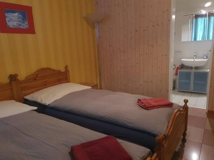 Hotel für 2 Personen, mit Terrasse und Garten sowie Ausblick in Randa - 2