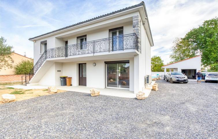 Ferienhaus für 10 Personen, mit Garten und Pool sowie Terrasse - 1