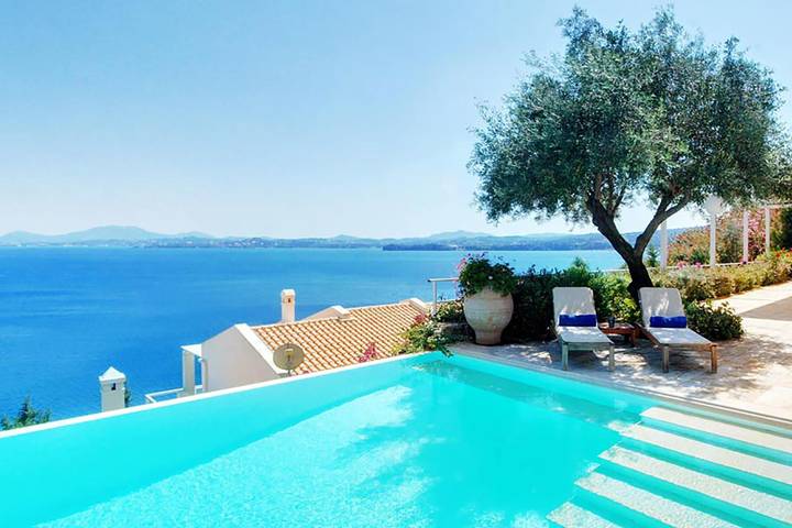 Villa pour 8 personnes, avec terrasse et jardin dans Mparmpati