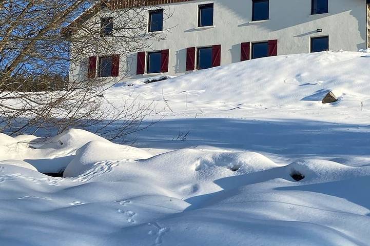 Chalet pour 25 personnes, avec jacuzzi et sauna à La Bresse
