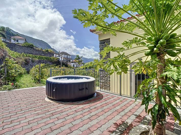 Ferienwohnung für 2 Personen, mit Whirlpool und Garten auf Madeira