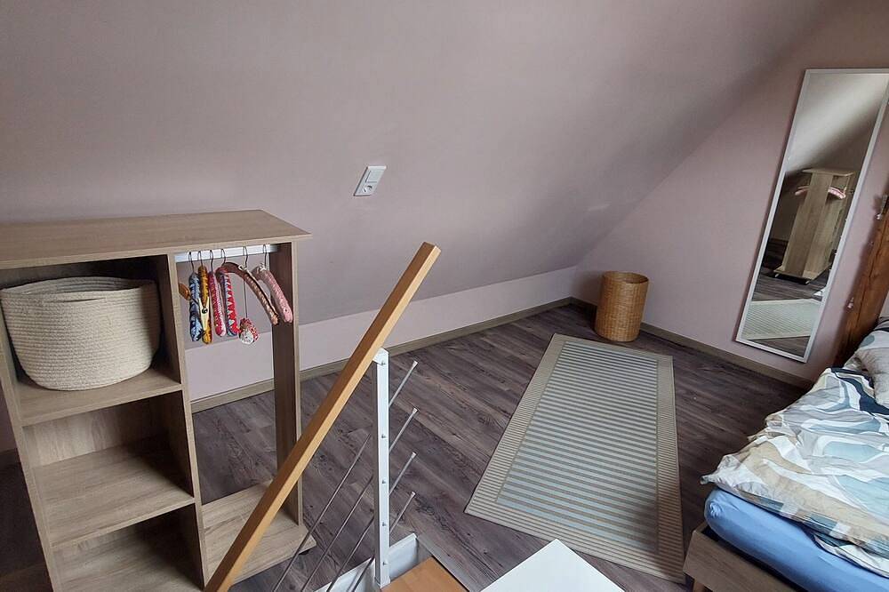 Ganze Wohnung, Gemütliche Ferienwohnung \"Sonnenhof\", direkt im Grünen für Urlauber und Familien in Remscheid, Bergisches Land