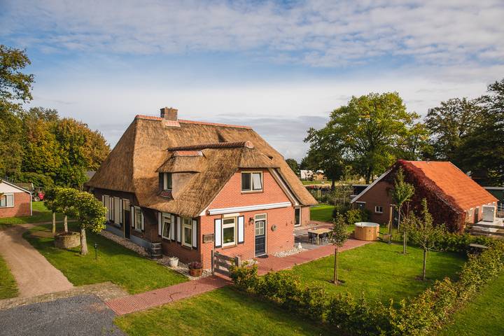 Ferienhaus für 6 Personen, mit Balkon/Terrasse und Terrasse sowie Sauna in den Niederlande