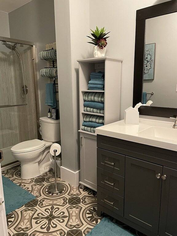 Ganze Wohnung, Large 2 Bedroom 1 Bath Apartment right on Main Street in Downtown Ellsworth. in Ellsworth, Hancock County