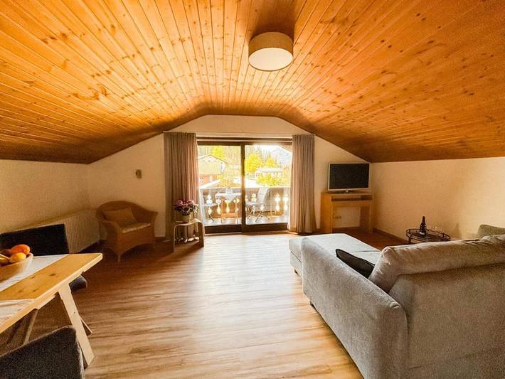 Ferienwohnung für 4 Personen, mit Ausblick und Garten