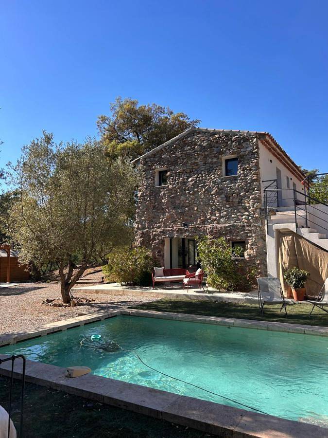 Maison d’hôte pour 4 personnes, avec terrasse ainsi que piscine et jardin à Sainte-Maxime - 2