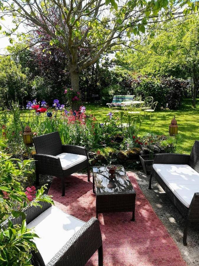 Gîte pour 2 personnes, avec terrasse et jardin à Trangé - 2