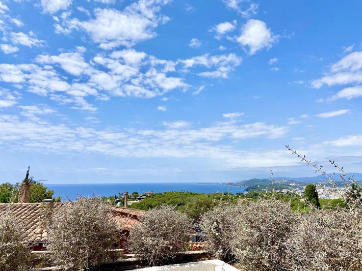 Ferienhaus für 6 Personen, mit Meerblick und Balkon/Terrasse sowie Garten und Pool an der Costa Brava - 2