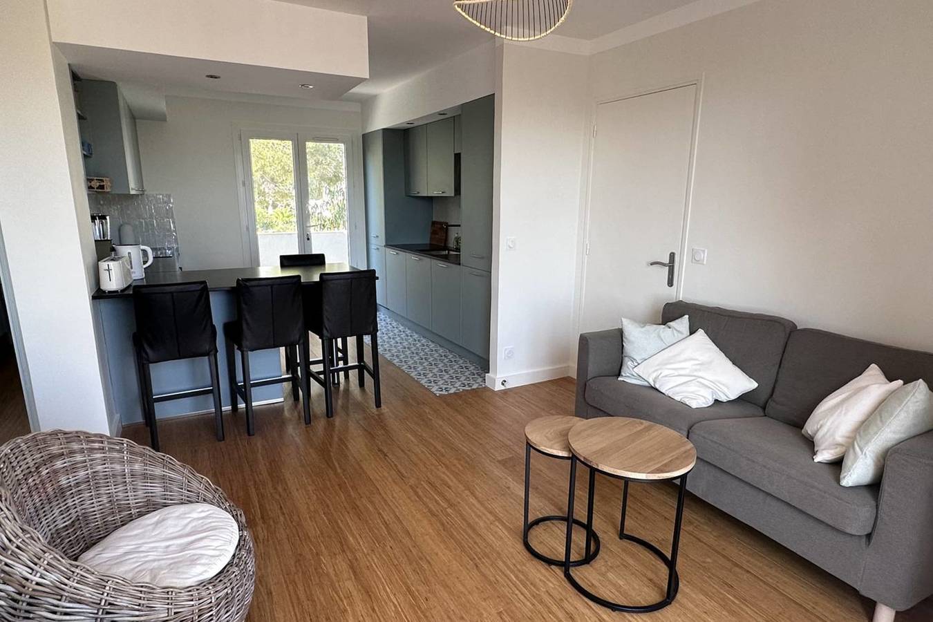 Appartement entier, Appartement 3p avec terrasse face à la mer in Les Issambres, Roquebrune-sur-Argens